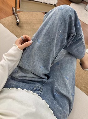 蓝色烫钻阔腿牛仔裤女春季2026新款刺绣满天星显瘦百搭垂感直筒裤