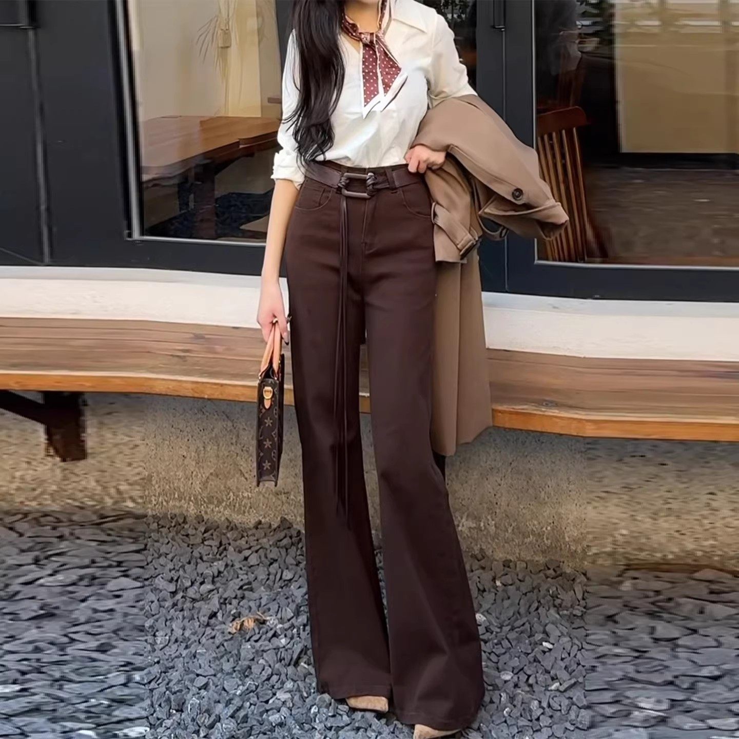 咖色加绒高腰微喇牛仔裤女2025秋冬季新款美式修身显瘦直筒喇叭裤