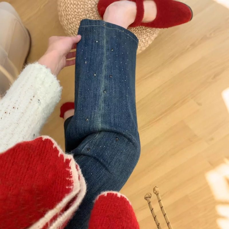 深蓝色带钻牛仔裤女2026新款小个子满天星烫钻裤子胖mm大码直筒裤