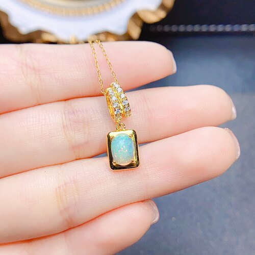 欧泊吊坠，主石尺寸6*8mm，925纯银精工镶嵌，活口