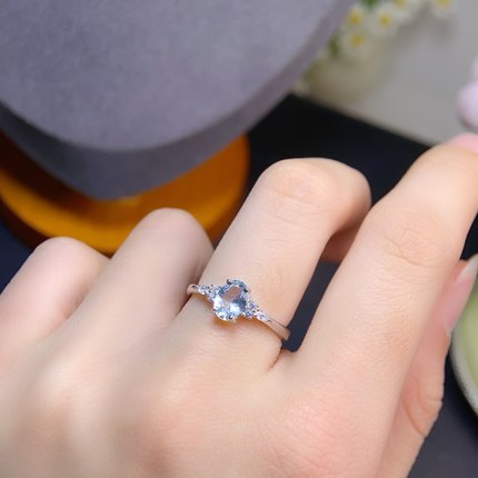 海蓝宝戒指 晶体干净 主石5*7mm，值圈活口 不挑指围！s925银镶嵌