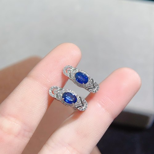 【中国地质大学】天然蓝宝石耳扣 、耳环！经典镶嵌，多角度爆闪