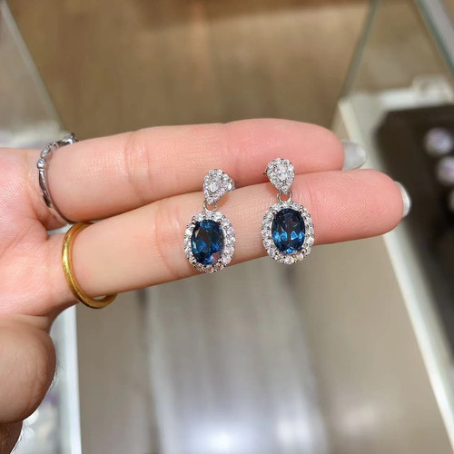 天然托帕石耳坠，6×8毫米，925银镶嵌补水水属性宝石补水水属性