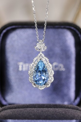 18k金海蓝宝吊坠，主石：3.497ct，大证礼物圣诞节