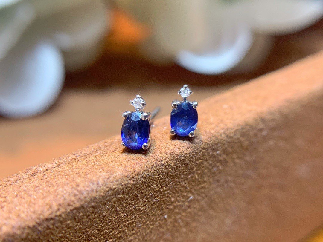 【18K金】蓝宝石耳环 皇家蓝品质 50分/对伴钻1.2分/对配国际证书,珠宝/钻石/翡翠,耳饰,淘宝优惠券,粉丝福利购,淘宝优惠卷