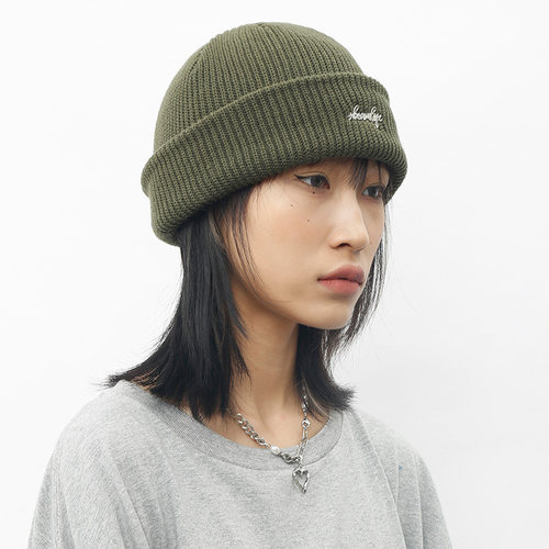 原创字母男女圆顶瓜皮冷帽潮帽子