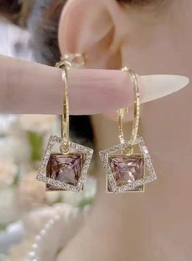 高级感气质大耳圈方块紫色水钻耳环女新款潮显脸瘦耳饰耳坠