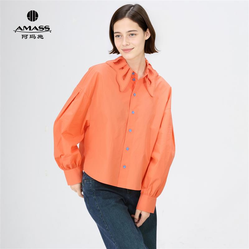 AMASS/阿玛施女装小众设计感通勤简约立体装饰泡泡袖t衬衫530110