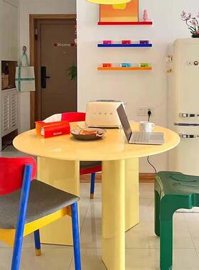 孟菲斯彩色设计师桌子现代简约ins咖啡厅中古圆形餐桌家用小户型