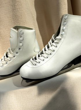 库存花样冰刀鞋入门级冰刀鞋儿童成人花样冰刀鞋