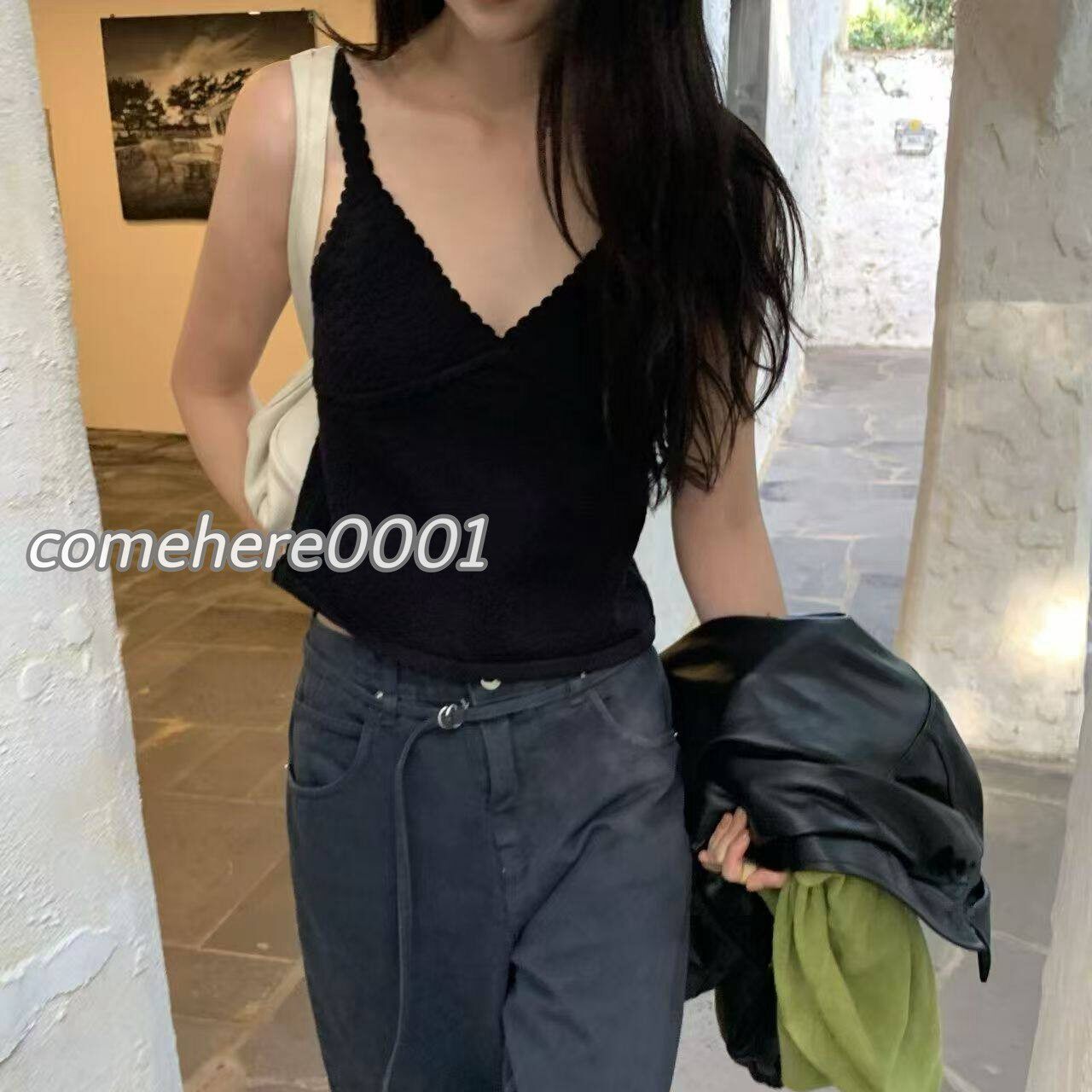 现货速发MOHHE韩国东大门代26春新款时尚短款小花边V领拼接背心女