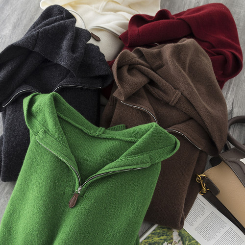 时髦连帽半拉链皮扣套头针织衫