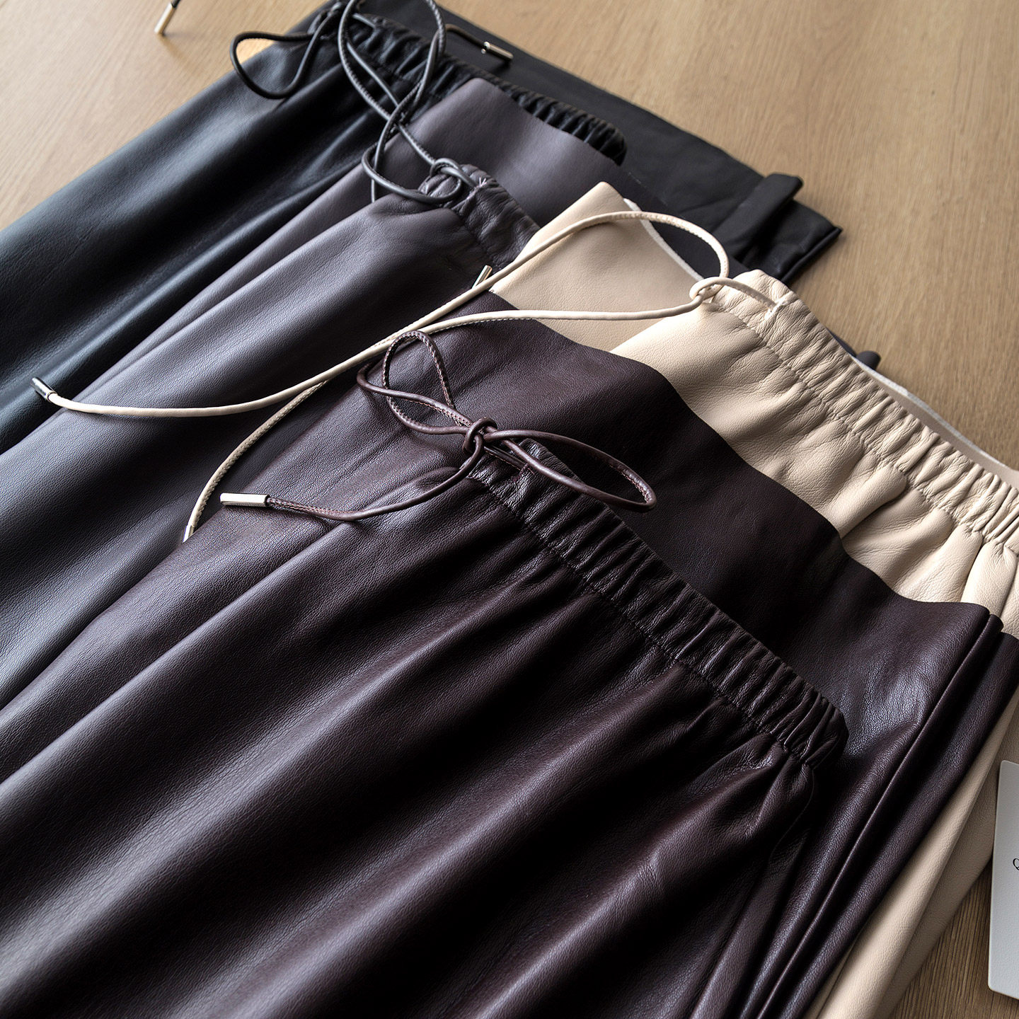 人手B入 柔软气质蛋白皮万搭皮裙复古时髦舒适松紧腰系带直筒半裙,女装/女士精品,半身裙,淘宝优惠券,粉丝福利购,淘宝优惠卷