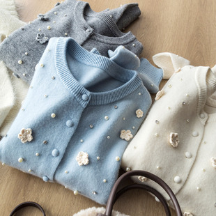 温柔精致 毛衣 重工钉珠手工立体钩花V领软糯舒适纯羊毛针织开衫