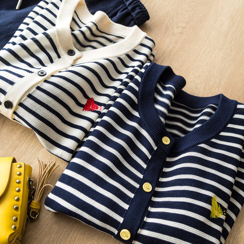 清爽又文艺的配色！透气莱塞尔条纹针织开衫宽松显瘦圆领短袖上衣