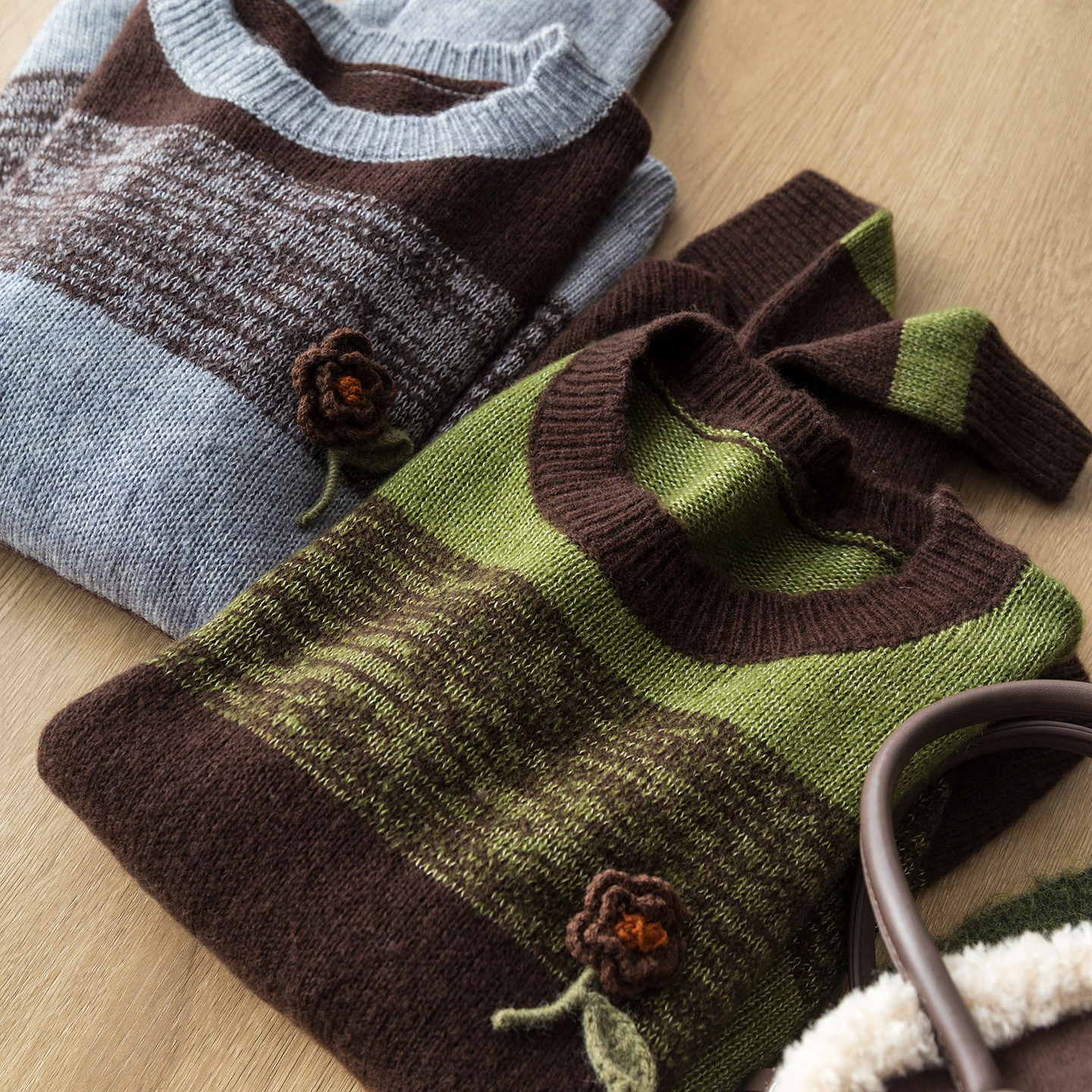 抹茶黑巧 复古撞色条纹 软糯舒适天丝羊绒羊毛花纱圆领长袖针织衫