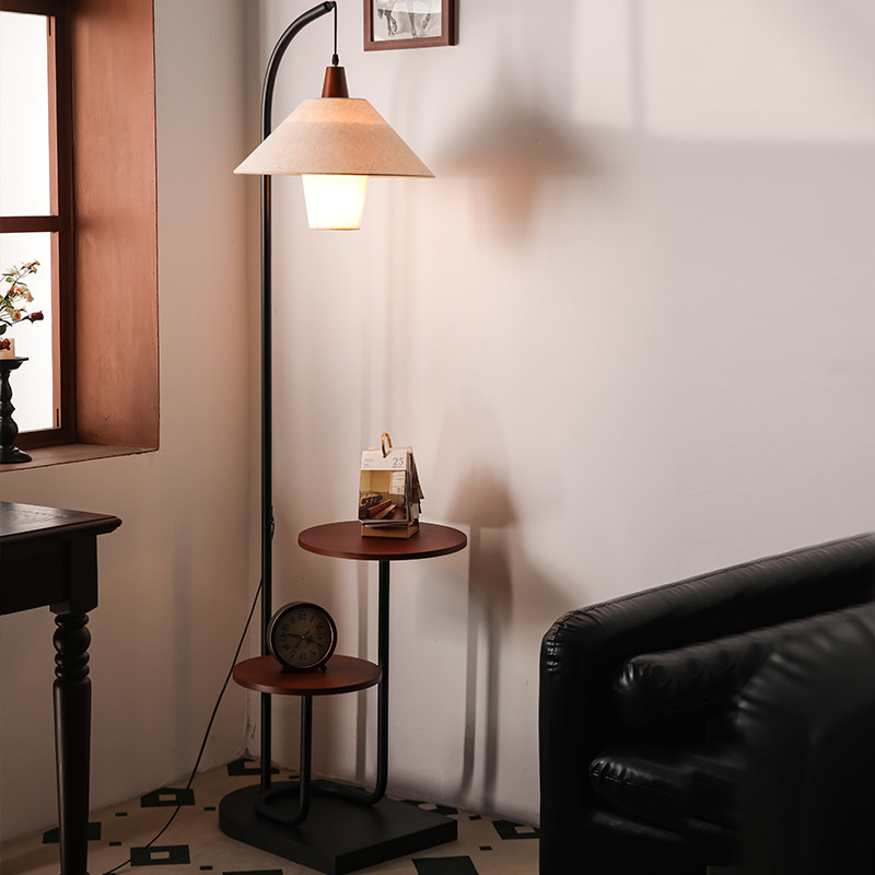 复古落地灯客厅沙发旁设计感摆件
