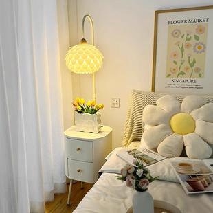 奶油风卧室实木落地灯床头柜一体台灯客厅沙发旁边几角落氛围立灯