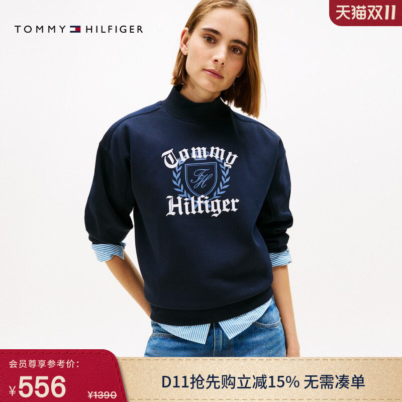 Tommy秋冬女装时尚潮流植绒字母徽章印花落肩抓绒圆领套头卫衣