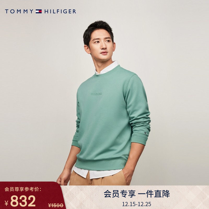 Tommy男装浮雕字母纯色圆领卫衣