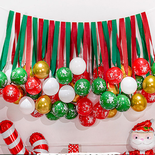 圣诞节气球装饰氛围场景布置流苏