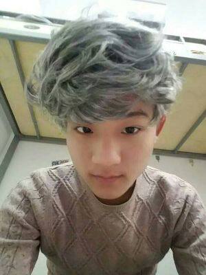 Perruque cheveux raides Court - Ref 2607533 Image 5