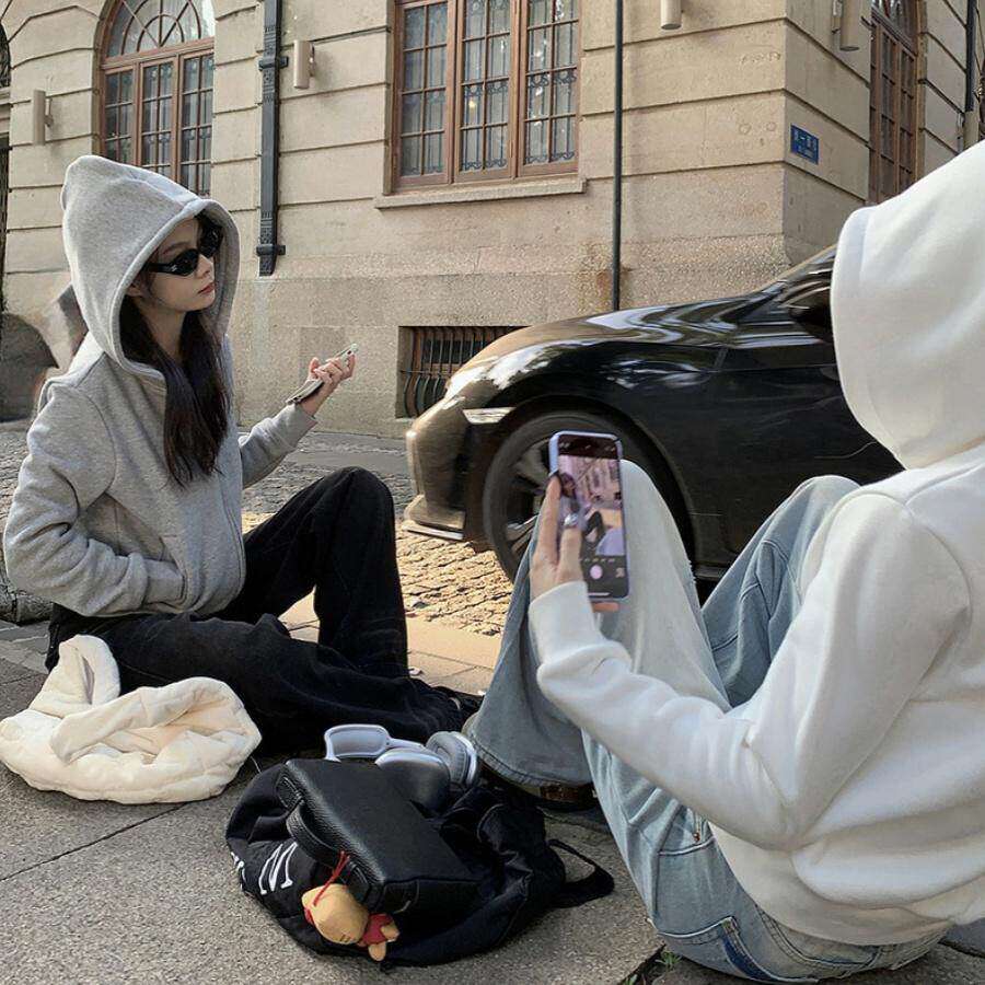 美式运动卫衣连帽外套女装秋冬加绒加厚白色拉链修身短款开衫上衣