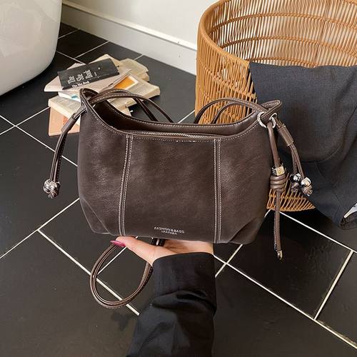 新款复古时尚南瓜包小众斜挎包女式高级百搭通勤单肩包包腋下包