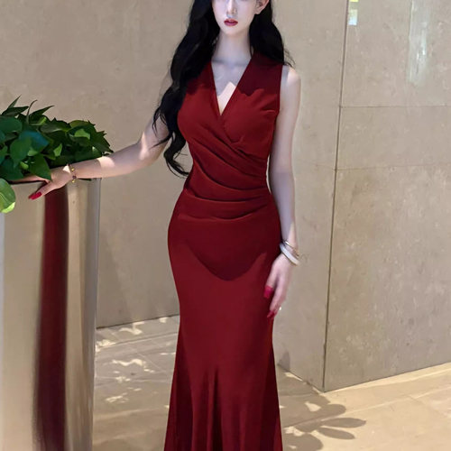 纯欲性感鱼尾裙连衣裙致命牛血红