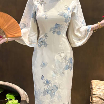 新中式蓝石榴倒大袖温柔长款旗袍