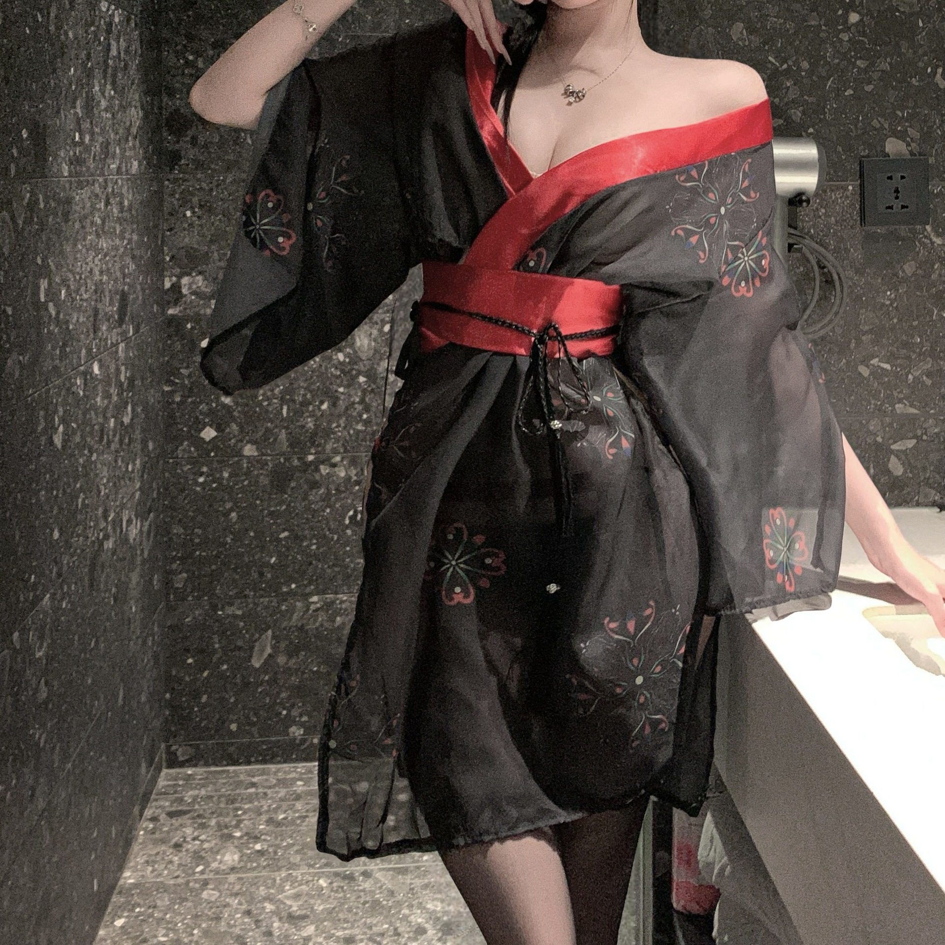 性感睡衣女款夏季冰丝薄款