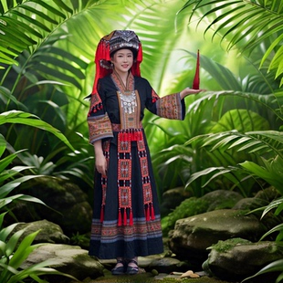 瑶族服装女旅拍广西湖南广东民族表演服饰快乐阳光花边长鼓舞衣服