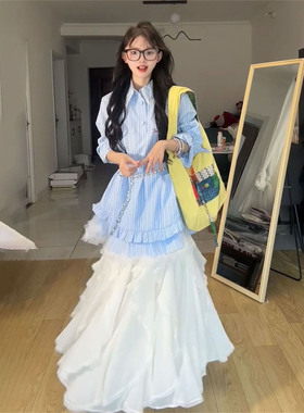 学院风蕾丝拼接蓝色条纹翻领衬衫连衣裙+白色半身裙女生两件套装