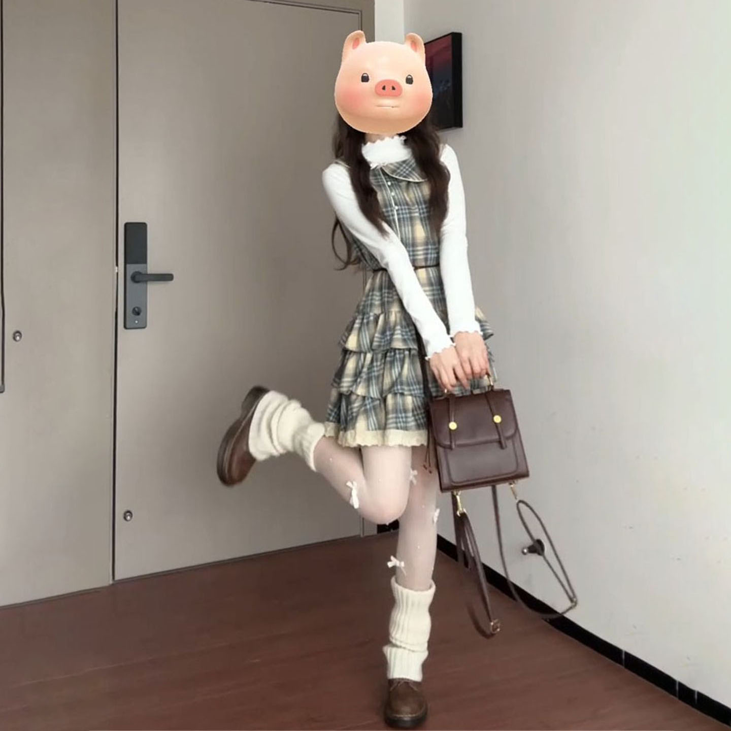 春季日系学院风花边拼接格纹蛋糕背心连衣裙+长袖打底衫两件套装