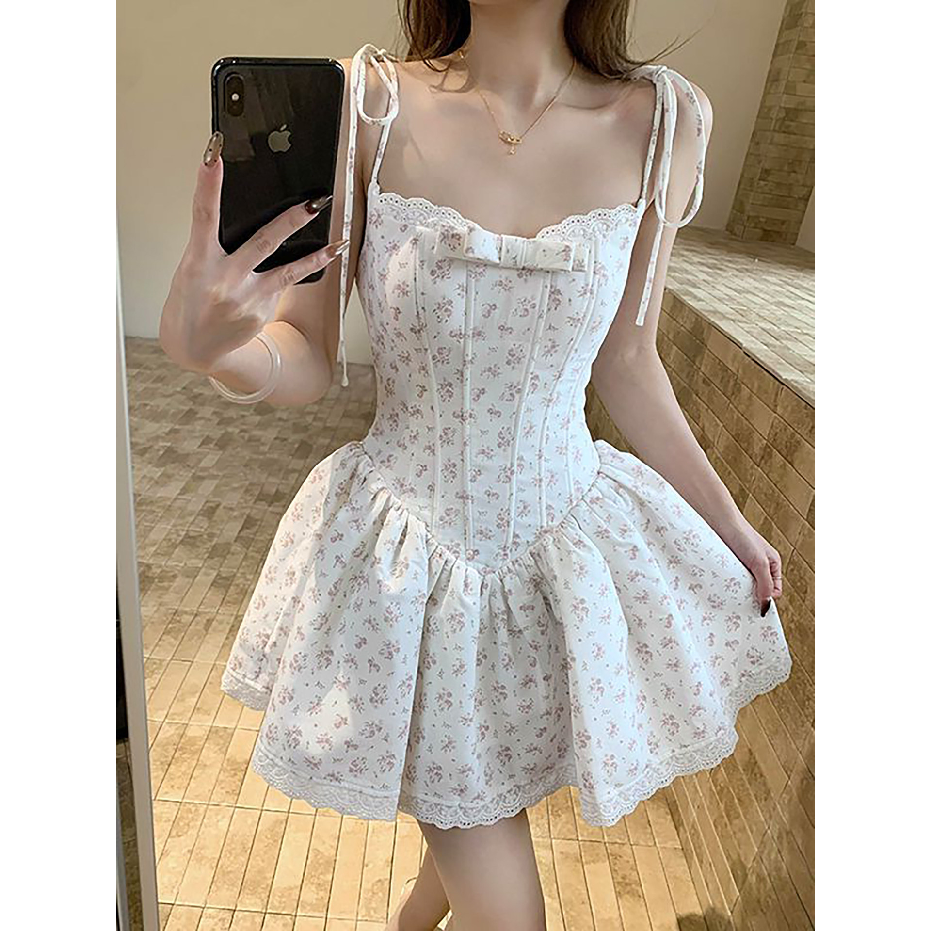 日系甜美纯欲风超仙气质小碎花吊带花边连衣裙收腰蝴蝶结蓬蓬短裙