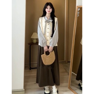 秋冬温柔风软糯针织背心马甲毛衣衫+格子绑带衬衫女学生两件套装