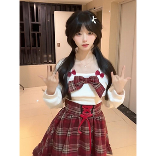 2026新年温柔甜妹少女红格纹蝴蝶结连衣裙冬日圣诞氛围感收腰短裙