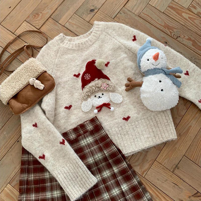 杏色爱心套头针织毛衣