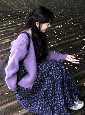 2025开春穿搭一整套温柔风紫色针织开衫外套高腰碎花半身长裙子女