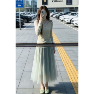 浅绿网纱长裙两件套装 2026新款 温柔少女穿搭假两件蕾丝拼接上衣