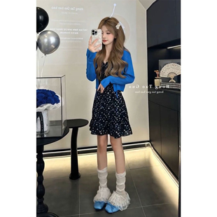 韩系复古甜美气质黑色碎花吊带连衣裙+蓝色短款长袖开衫两件套装