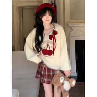 法式软糯绝美樱桃毛边V领套头毛衣外套+圣诞红色格纹短裙两件套装