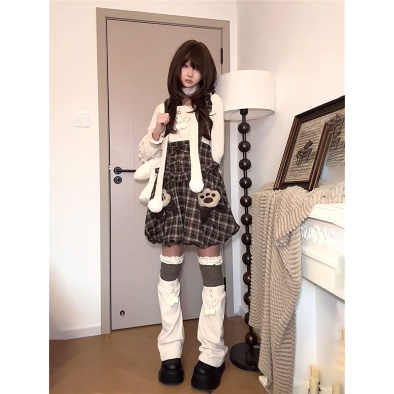 法式温柔可爱软妹风花苞背带连衣裙+方口领木耳边上衣衫两件套装,女装/女士精品,时尚套装,淘宝优惠券,粉丝福利购,淘宝优惠卷