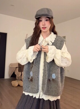 法式温柔学院风灰色背心马甲叠穿长袖衬衫+格子半身长裙三件套装