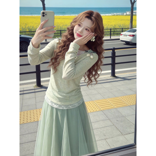 法式 温柔气质少女风假两件蕾丝拼接上衣搭配浅绿网纱长裙两件套装