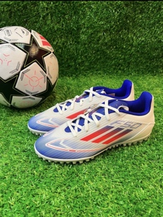 Adidas阿迪达斯新款男子舒适耐磨运动训练实战足球鞋IF1348
