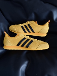 ADIDAS阿迪达斯 VS JOG 2.0 男子复古德训鞋运动低帮休闲鞋JS1122