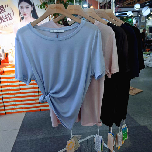 色柚女圆领短袖T恤衫设计款后背纽扣纯色天丝亚麻衫2026夏款6047