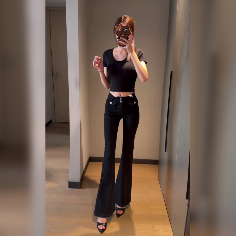 黑色低腰微喇牛仔裤女2026春季新款修身显瘦小个子喇叭裤