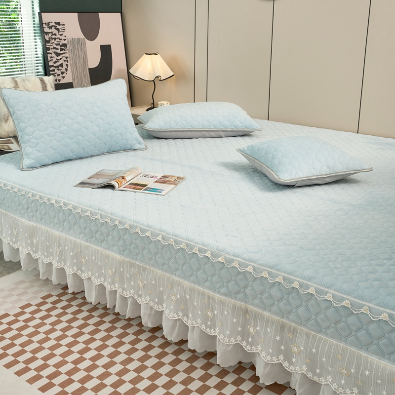 纯色简约冬季加厚牛奶绒床盖